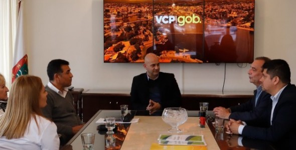 EL INTENDENTE DANIEL GÓMEZ GESTEIRA RECIBIÓ AL DECANO DE LA FACULTAD DE ODONTOLOGÍA