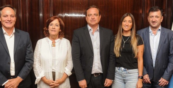 Alejandra Vigo y senadores de otras cuatro provincias lanzan un nuevo bloque: Unidad Federal