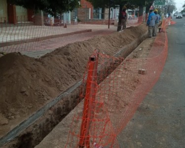 SERVICIO DE AGUA POTABLE: TRABAJOS DE RECAMBIO DE CAÑERÍA EN BARRIO SOL Y LAGO