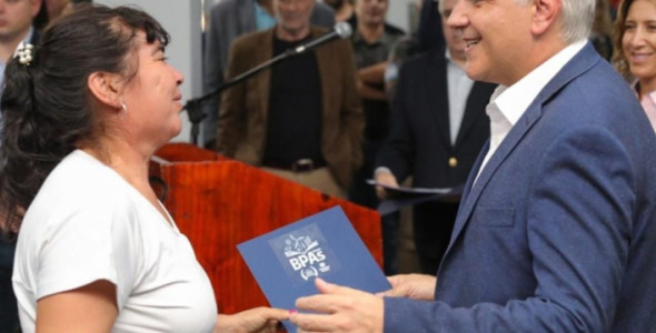 LLARYORA RATIFICÓ LA CONTINUIDAD DEL PROGRAMA VIDA DIGNA