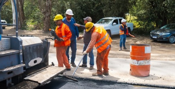 INCORPORAN POLVO DE NEUMÁTICOS FUERA DE USO AL ASFALTO EN LA COLECTORA DE LA AUTOPISTA CÓRDOBA–C
