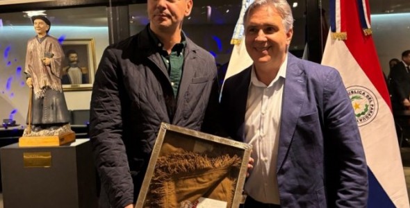 LLARYORA RECIBIÓ AL PRESIDENTE DE PARAGUAY, SANTIAGO PEÑA