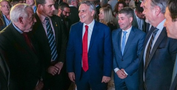 ANTE LA DAIA, LLARYORA RATIFICÓ SU APOYO A LEY DE JUICIO EN AUSENCIA CONTRA EL TERRORISMO