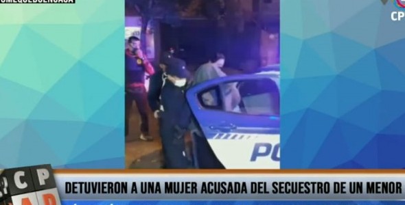 Detuvieron a una mujer acusada del secuestro de un menor