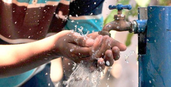 Pico máximo de consumo de agua esta semana de enero