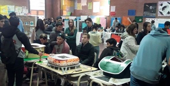 Muestra anual del IPEM 359 Dr. Arturo Illia