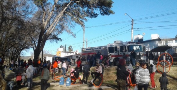 Bomberos de Villa Carlos Paz recaudan golosinas