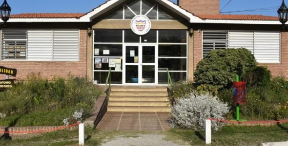 Por un caso de COVID-19 de un agente municipal cierran la Municipalidad de San Antonio