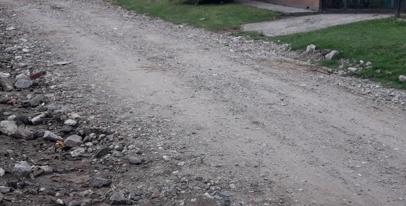 Vecinos de Sol y Río reclaman por el estado de las calles