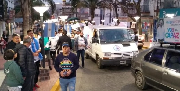 Caravana peatonal del Frente Capaz