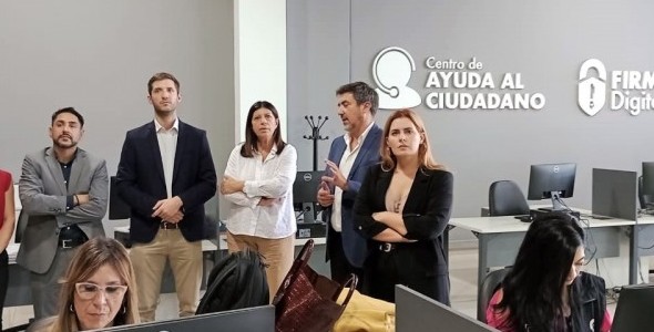 DIPUTADAS SOCIALISTAS DE SANTA FÉ INTERESADAS EN EL MODELO DE GESTIÓN CÓRDOBA