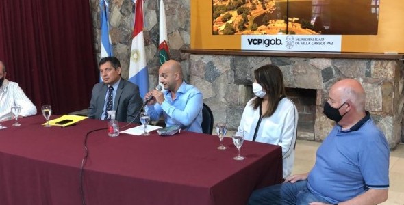 Decreto de verificación y recepción material de los bienes y servicios de Agua