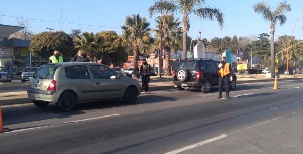 Controles en los ingresos a la ciudad y locales gastronómicos 