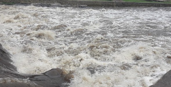 Una nueva creciente ingresa al Río San Antonio