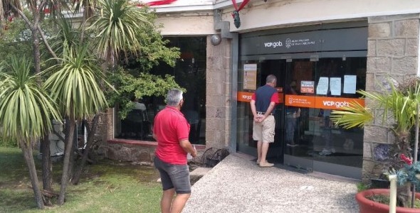 Investigan a empleados municipales que cobraban coimas