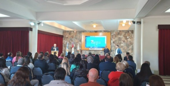 SECRETARIOS Y REFERENTES DE LA SALUD PÚBLICA DEL INTERIOR PROVINCIAL SE REUNIERON EN CARLOS PAZ