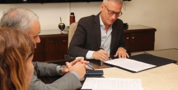 El Intendente realizó la convocatoria a elecciones municipales  