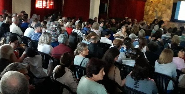 El INTA entregó semillas en Carlos Paz
