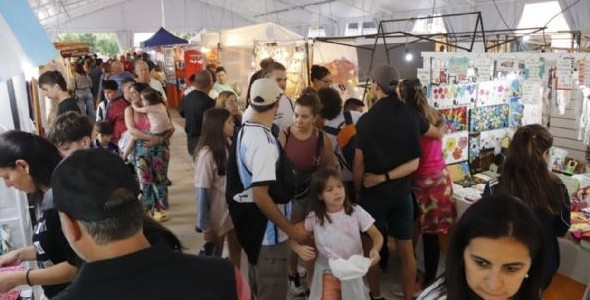 LA FERIA DE ARTESANOS VUELVE EN SEPTIEMBRE