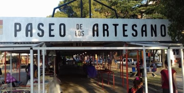 Feria de artesanos navideña