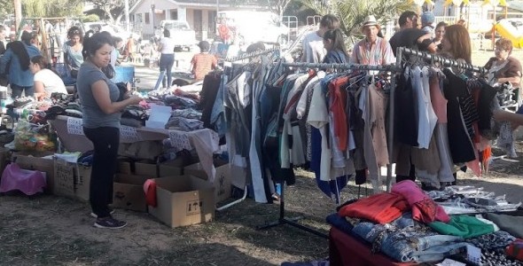 Exitosa feria en barrio Sol y Río