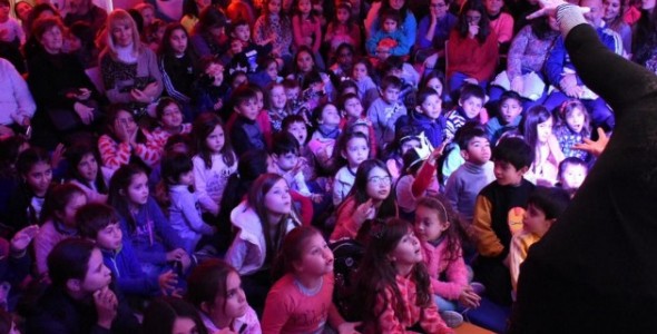 Comenzó el festivalito de invierno con títeres y cuentos