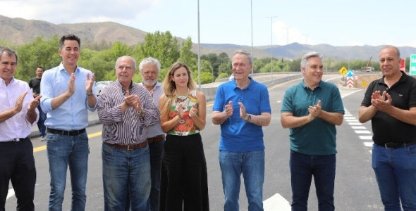 SCHIARETTI Y LLARYORA HABILITARON UN NUEVO TRAMO DE LA AUTOVÍA PUNILLA