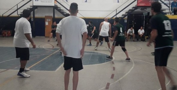 Encuentro amistoso de hanball en el Club Sarmiento