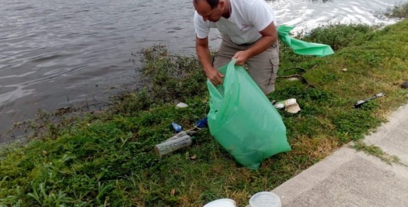 Nueva jornada voluntaria de limpieza del lago