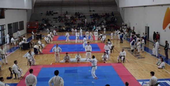 NUEVO TORNEO SELECTIVO DE KARATE NACIONAL EN EL ESTADIO ARENA