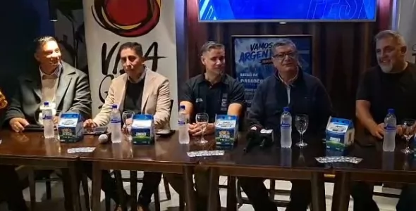 Carlos Paz lanzo el “Fan Fest” para alentar a la Selección durante el Mundial