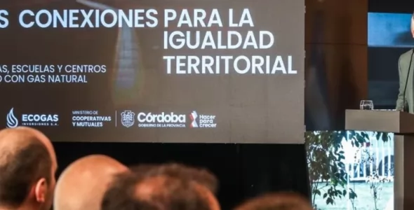 Llaryora presentó “Gas para Crecer”, una iniciativa que amplía el acceso al gas natural en má
