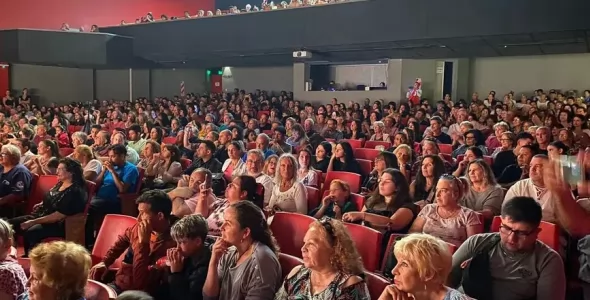 El Teatro del Lago presenta una variada cartelera para las vacaciones de invierno y apuesta al turis