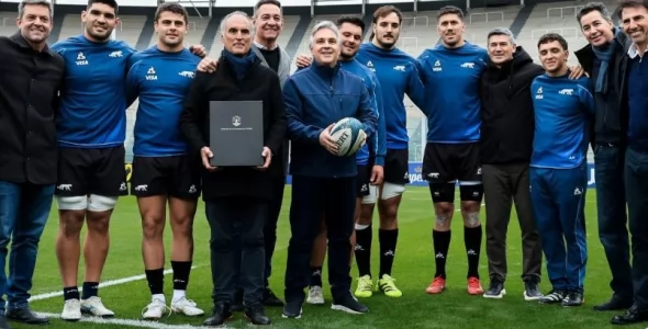 Llaryora acompañó a Los Pumas en el último entrenamiento de cara al partido con Escocia