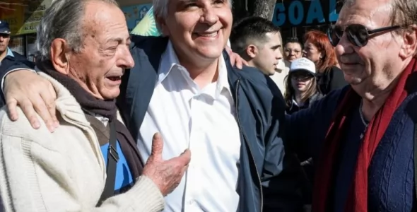 Villa Carlos Paz: Llaryora inauguró la repavimentación y la renovación del acueducto principal de