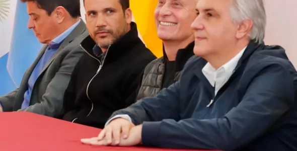 Nueva entrega de escrituras sociales y créditos del Banco de la Gente