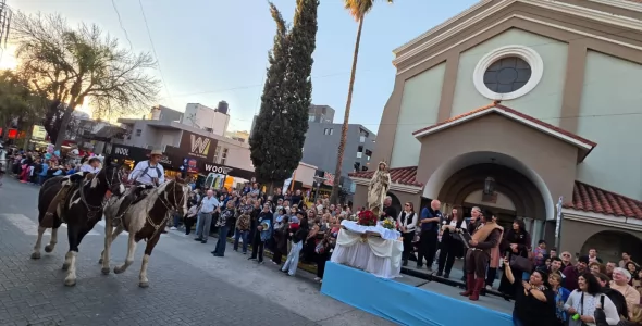 Carlos Paz celebró a su patrona con un llamado a fortalecer la identidad y la unidad