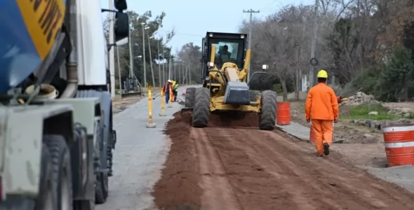 Camino San Antonio: la Provincia avanza con una obra que mejorará la seguridad vial y el escurrimie