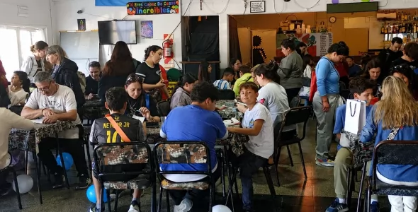 Convocan a un gran canje de figuritas y una jornada para alentar a la Selección