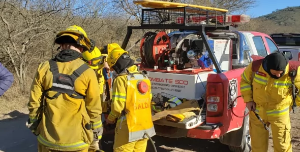 Bomberos realizaron un sirenazo para reclamar fondos nacionales adeudados