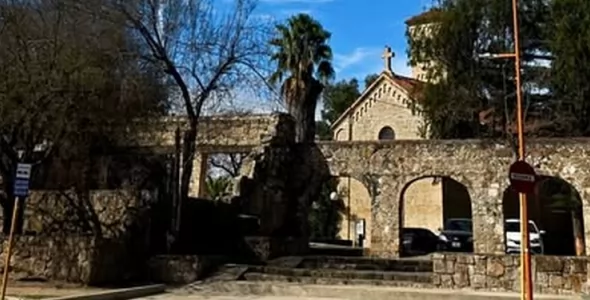 Sin imputaciones y con pericias pendientes: el reclamo de un padre en la causa del jardín