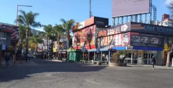 Comerciantes de Carlos Paz advierten por el cierre de locales y el precio de los alquileres