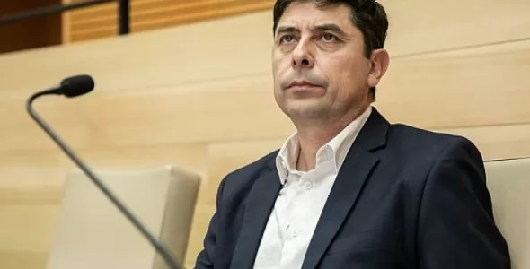 Buscan regular en Córdoba el descarte de medicamentos en los hogares para evitar contaminación