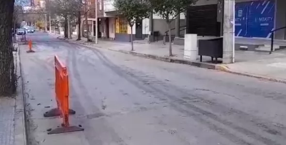 Repavimentan calle Pellegrini y prevén restricciones de tránsito en Villa Carlos Paz