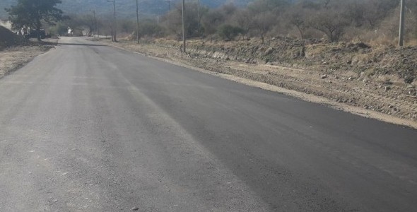 Pavimentan el acceso al Centro Ambiental