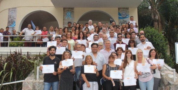 Empleados municipales pasaron a planta permanente