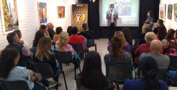 Exitoso taller sobre página web a los artesanos y artistas plásticos