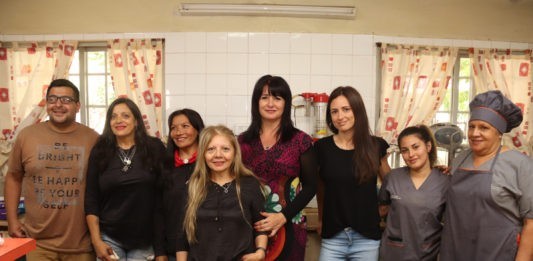 Continúa el comedor municipal Corazones Contentos