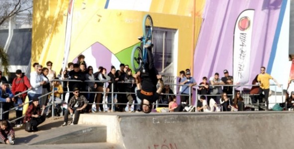 Multitudinario festejo por el día de la juventud en Villa Carlos Paz