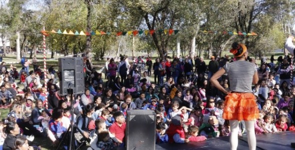 DÍA DE LOS JARDINES DE INFANTESY LAS MAESTRAS JARDINERAS: ACTIVIDAD PARA TODA LA FAMILIA EN LA COST